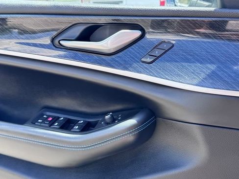 Used 2023 Jeep Grand Cherokee Trailhawk w/ Advanced Protech Group II AWD/4WD image 23