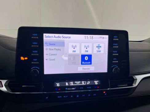 Used 2024 Toyota Sienna XLE image 63