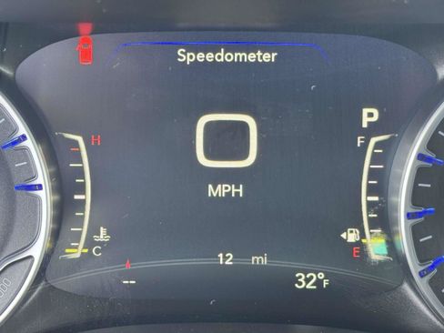 New 2026 Chrysler Pacifica Select w/ S Appearance Package AWD/4WD image 13