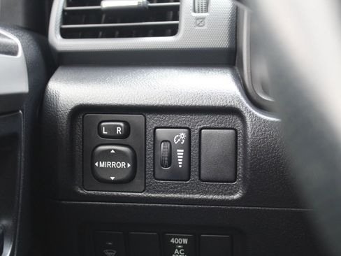 Used 2015 Toyota 4Runner SR5 image 25