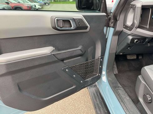 Used 2023 Ford Bronco 4-Door AWD/4WD image 17