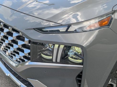 Used 2023 Hyundai Santa Fe Limited AWD/4WD image 7