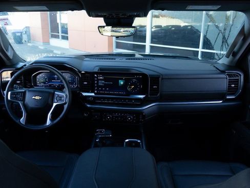 Used 2025 Chevrolet Silverado 1500 LTZ w/ LTZ Premium Package image 26