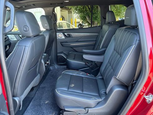New 2026 Buick Enclave Avenir w/ Super Cruise Package FWD image 37