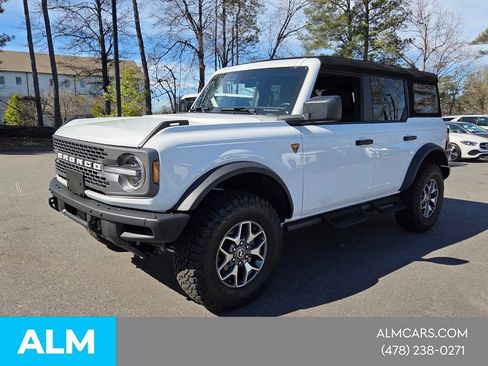 Used 2024 Ford Bronco Badlands AWD/4WD image 1