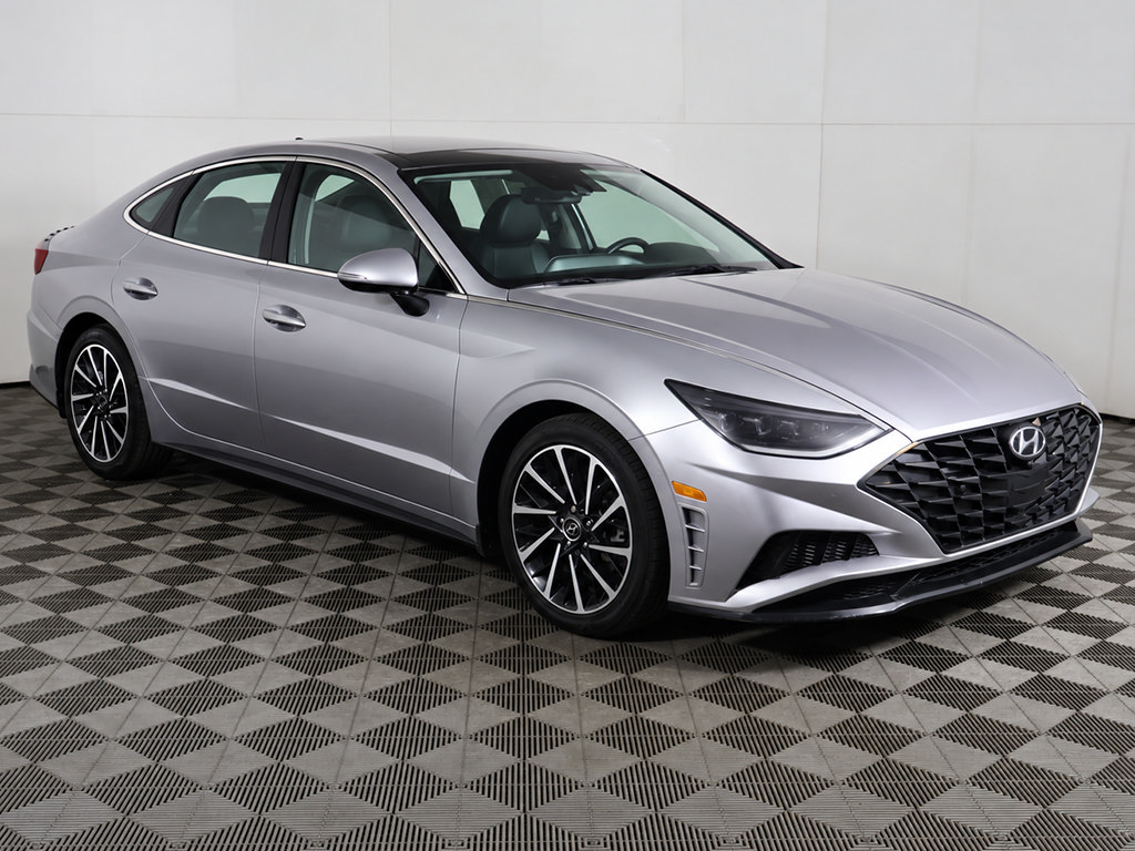 Used 2021 Hyundai Sonata Limited w/ Cargo Package FWD image 2