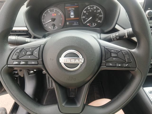 Used 2024 Nissan Altima 2.5 S FWD image 32