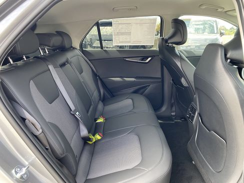 New 2026 Kia Niro Wind FWD image 21