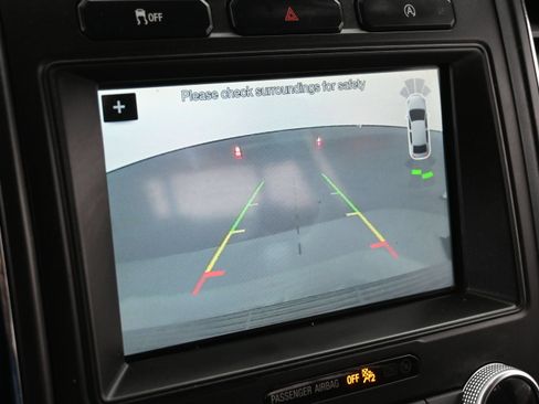 Used 2018 Ford Expedition Max Limited RWD image 17