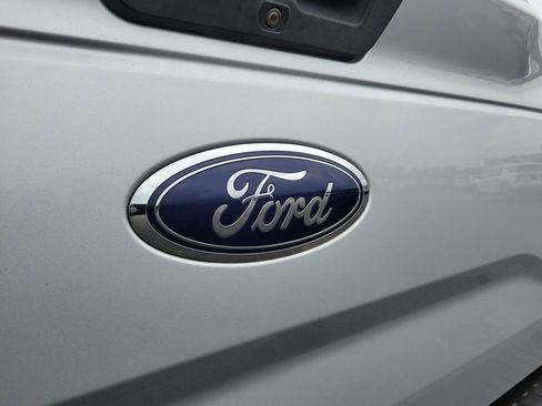 Used 2015 Ford F150 XLT w/ Equipment Group 302A Luxury RWD image 28