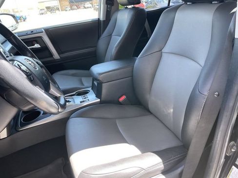 Used 2024 Toyota 4Runner SR5 Premium w/ Moonroof Package AWD/4WD image 11