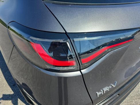 Certified 2024 Honda HR-V LX image 32