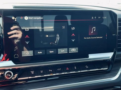 New 2026 GMC Sierra 2500 SLT w/ SLT Premium Package image 16