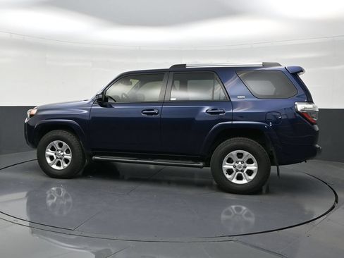 Used 2024 Toyota 4Runner SR5 AWD/4WD image 2