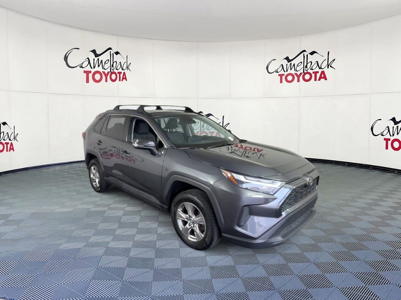 Used 2023 Toyota RAV4 XLE FWD image 5