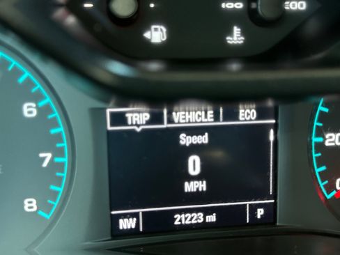 Used 2021 Chevrolet Colorado LT w/ LT Convenience Package RWD image 2