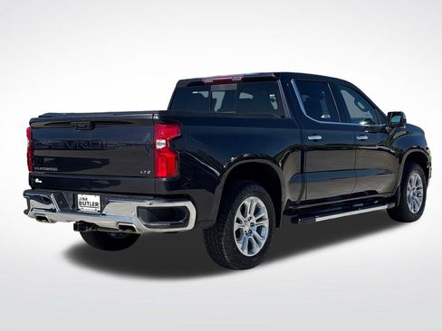 Used 2023 Chevrolet Silverado 1500 LTZ w/ LTZ Premium Package AWD/4WD image 7