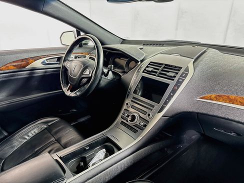 Used 2020 Lincoln MKZ Reserve w/ Elements Package AWD/4WD image 30