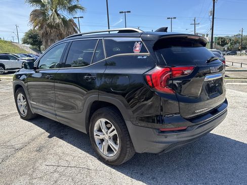 Used 2019 GMC Terrain SLE w/ Driver Convenience Package FWD image 7