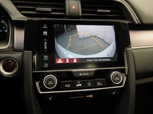 Used 2018 Honda Civic Touring image 28