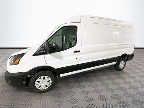 New 2026 Ford Transit 250 148 Medium Roof w/ Load Area Protection Package image 22