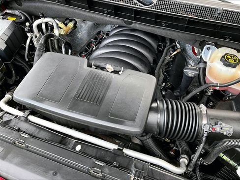 Used 2023 Chevrolet Tahoe RST w/ Luxury Package image 36