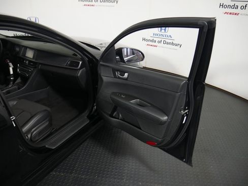 Used 2018 Kia Optima S image 7