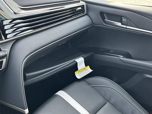 New 2026 Toyota Camry SE image 31