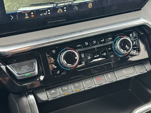 New 2026 GMC Sierra 1500 Denali w/ Technology Package image 27