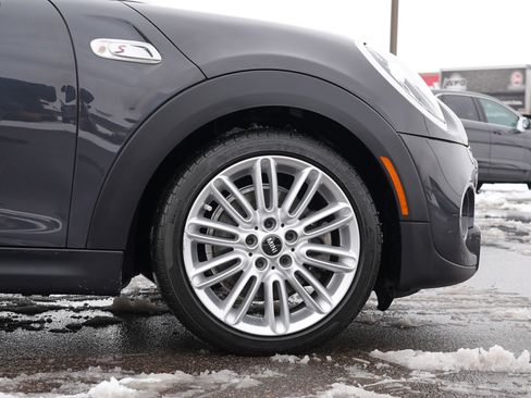 Used 2020 MINI Cooper S image 11