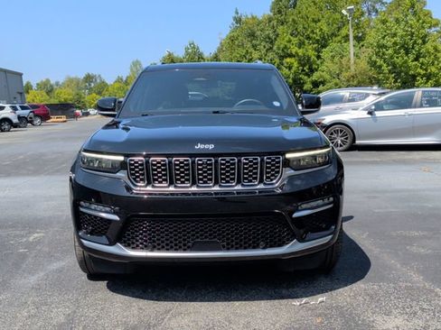 Used 2023 Jeep Grand Cherokee Summit AWD/4WD image 9