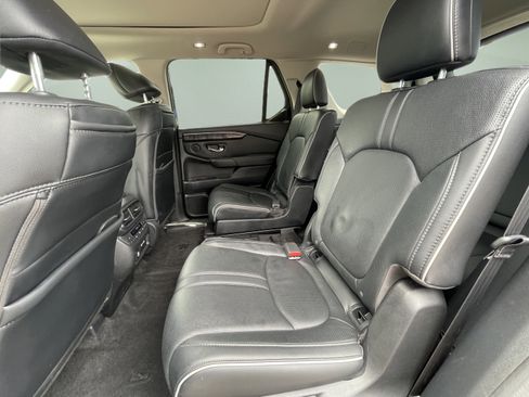 Used 2023 Honda Pilot Elite image 11