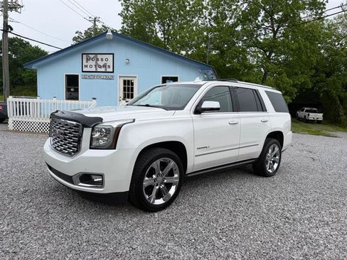Used 2019 GMC Yukon Denali w/ Denali Ultimate Package AWD/4WD image 2
