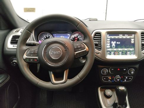 Used 2021 Jeep Compass Latitude AWD/4WD image 22