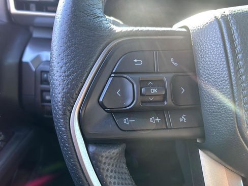 Used 2025 Toyota Tacoma SR5 image 28