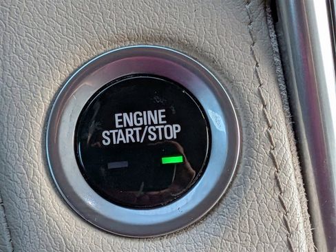 Used 2020 Cadillac Escalade ESV Luxury image 25