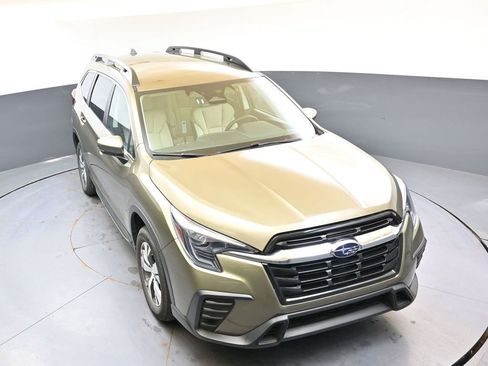 Used 2025 Subaru Ascent Premium AWD/4WD image 43