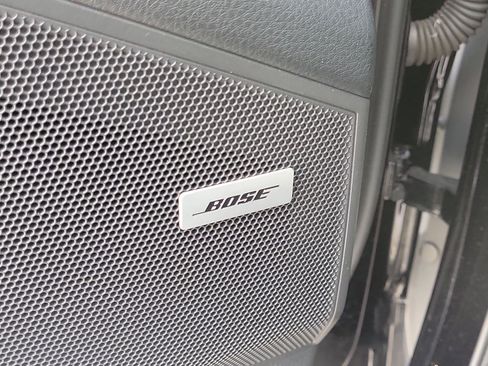 Used 2019 Porsche Cayenne S image 30