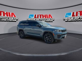 New 2026 Jeep Grand Cherokee L Limited w/ Limited Altitude Package AWD/4WD video 2