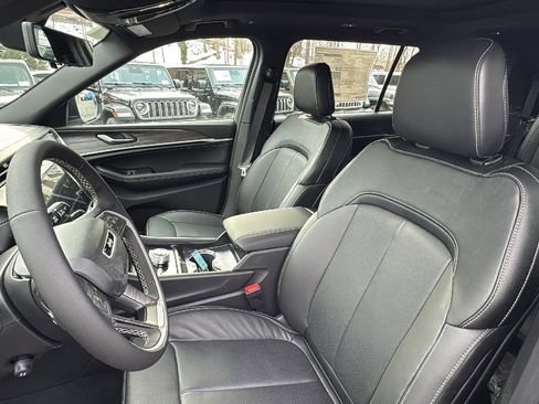 New 2026 Jeep Grand Cherokee L Limited image 14