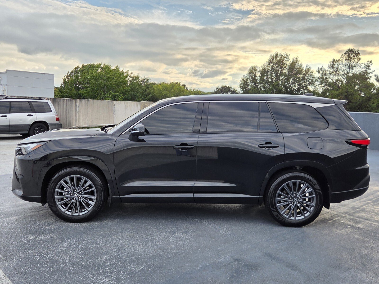 Certified 2026 Lexus TX 350 FWD w/ Convenience Package image 2