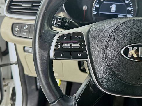 Used 2020 Kia Sorento EX image 26
