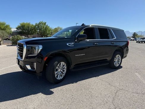 Used 2024 GMC Yukon SLE RWD image 9