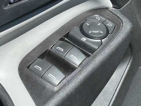 Used 2022 Chevrolet Equinox LS AWD/4WD image 28