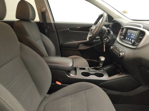 Used 2020 Kia Sorento LX AWD/4WD image 21