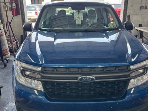 Used 2024 Ford Maverick XLT FWD image 2