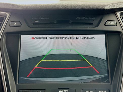 Used 2013 Hyundai Santa Fe Limited w/ Technology Pkg image 22