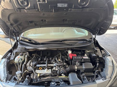 Used 2025 Nissan Versa SV FWD image 33