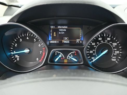 Used 2019 Ford Escape Titanium image 24