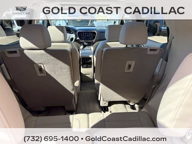 Used 2023 GMC Acadia Denali w/ Denali Technology Package AWD/4WD image 13